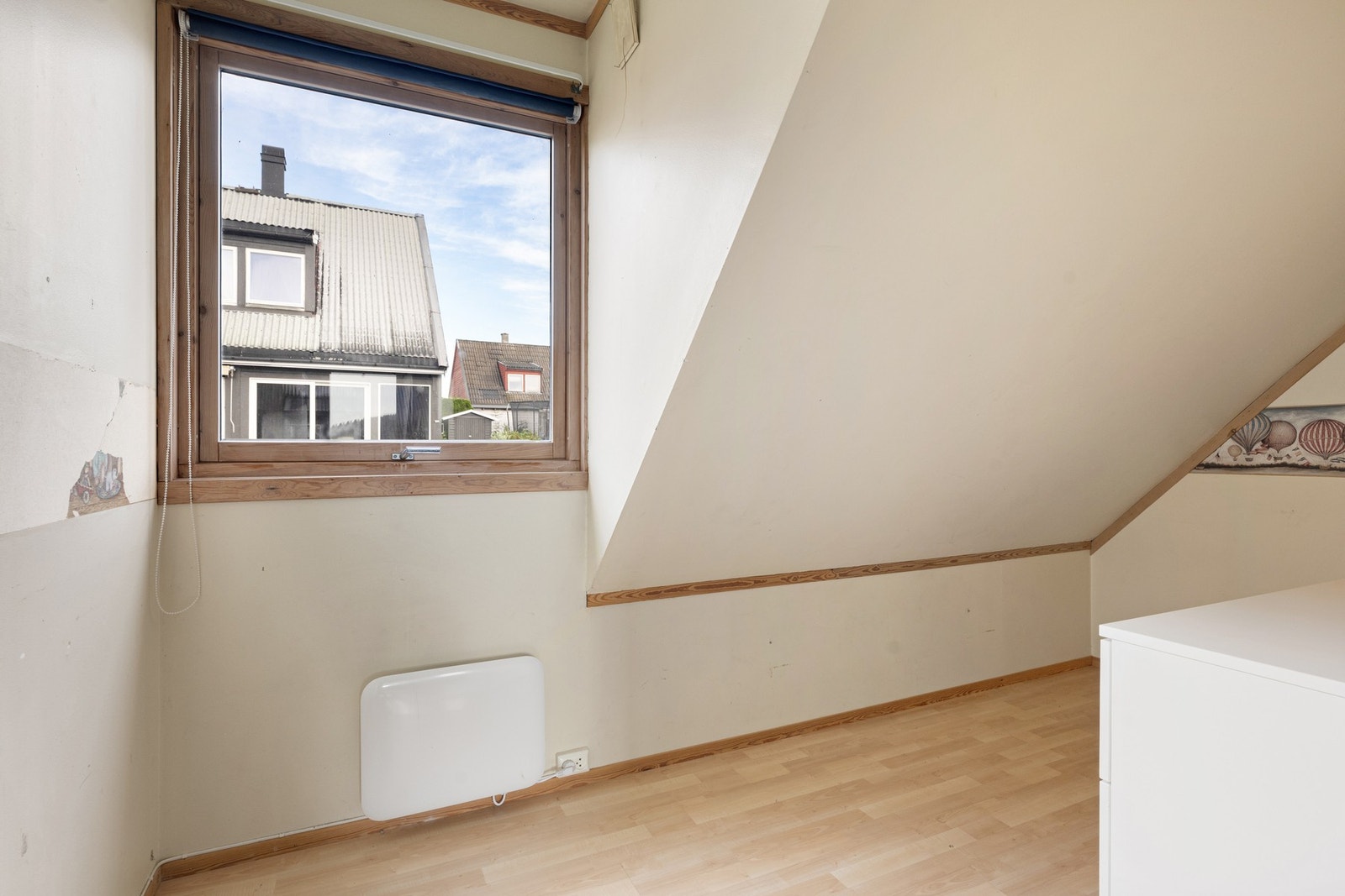 I tillegg er det en bod i 2. etasje. Rommet er ikke godkjent for varig opphold. Galleribilde