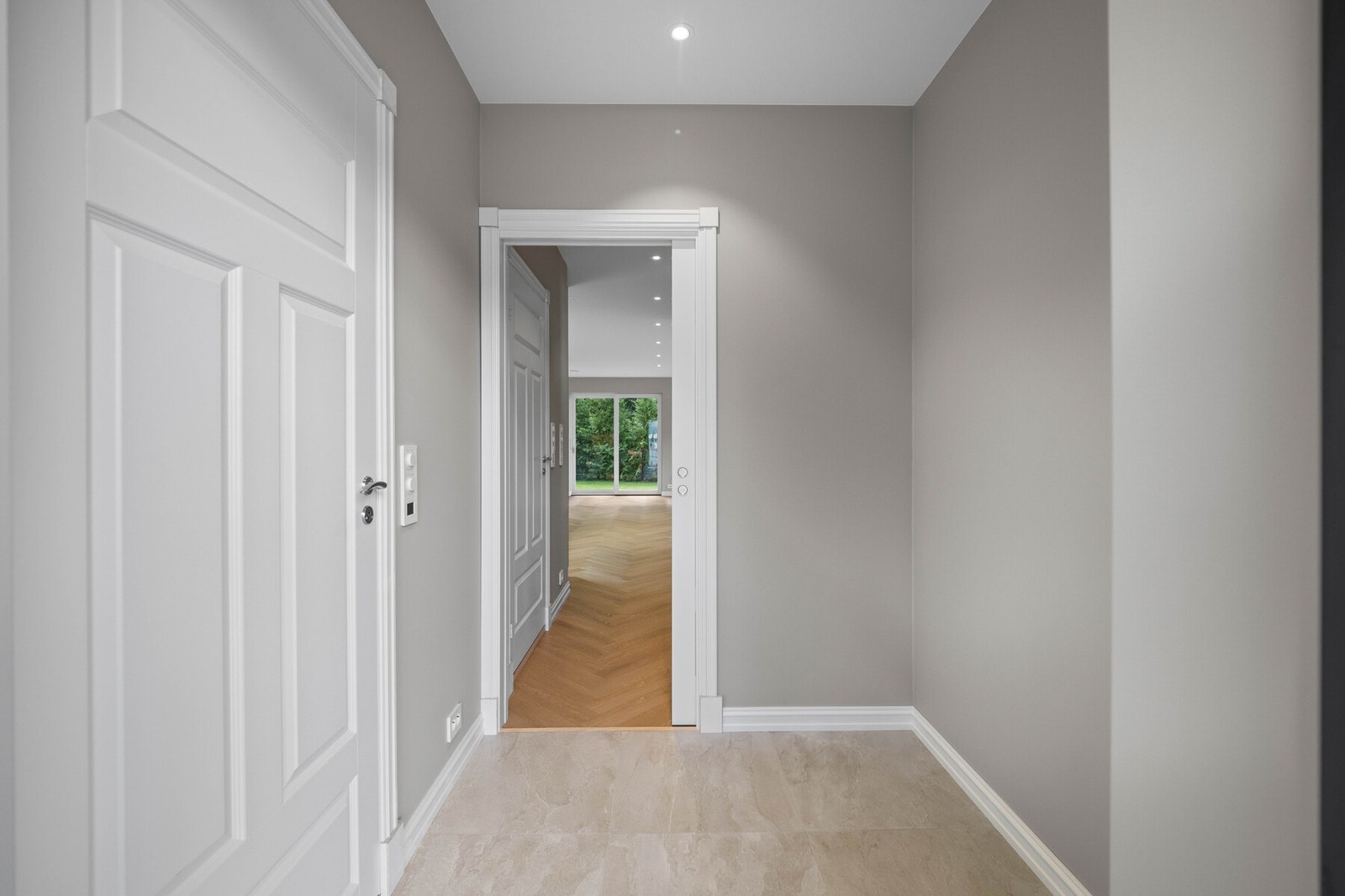 Eneboligen har varmekabler i gulvet i hele 1. etasje. Galleribilde