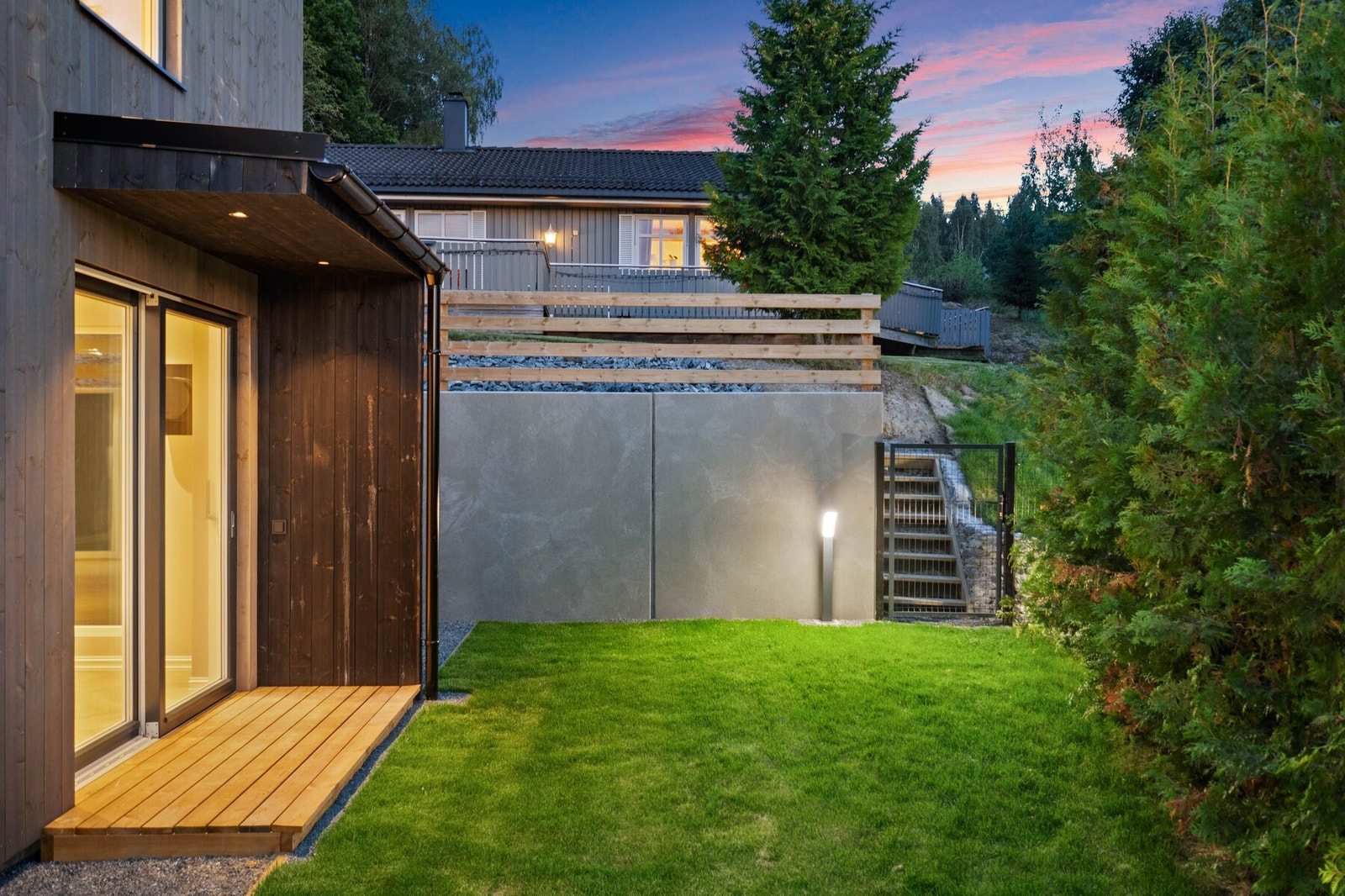 Huset har en lun bakhage med en skjermet beliggenhet. Galleribilde