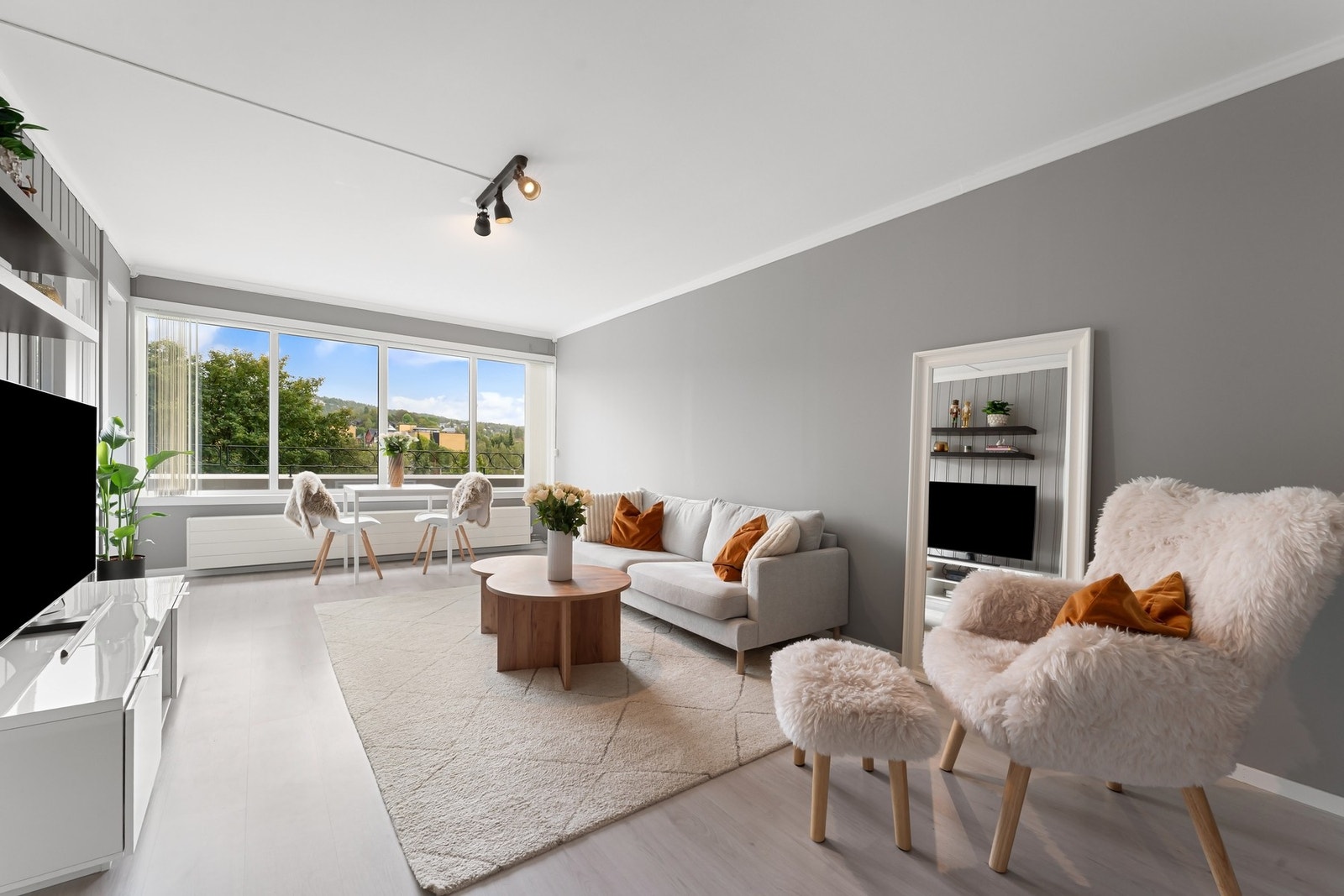 Nåkkves vei 3 presenteres av EIE Eiendomsmegling ved Synne Eide Lunde. Galleribilde