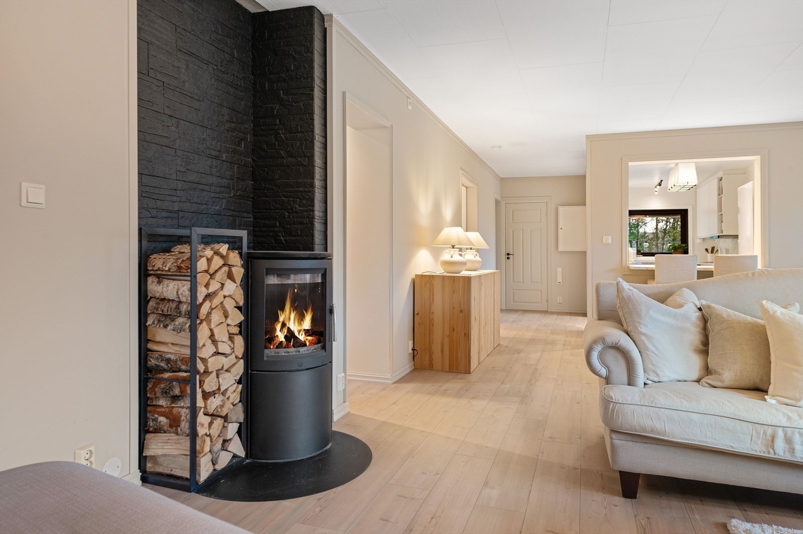 Peis som gir en lun og god atmosfære. Galleribilde