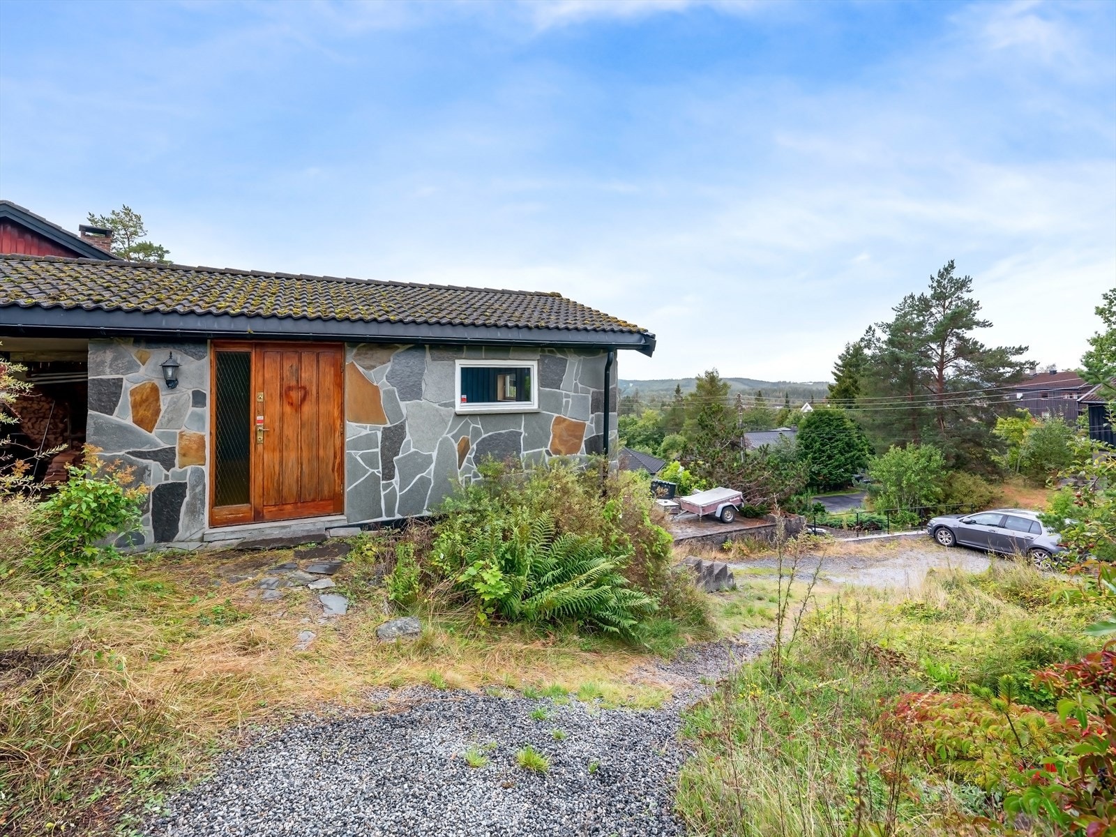 Inngang til rom over garasjen Galleribilde