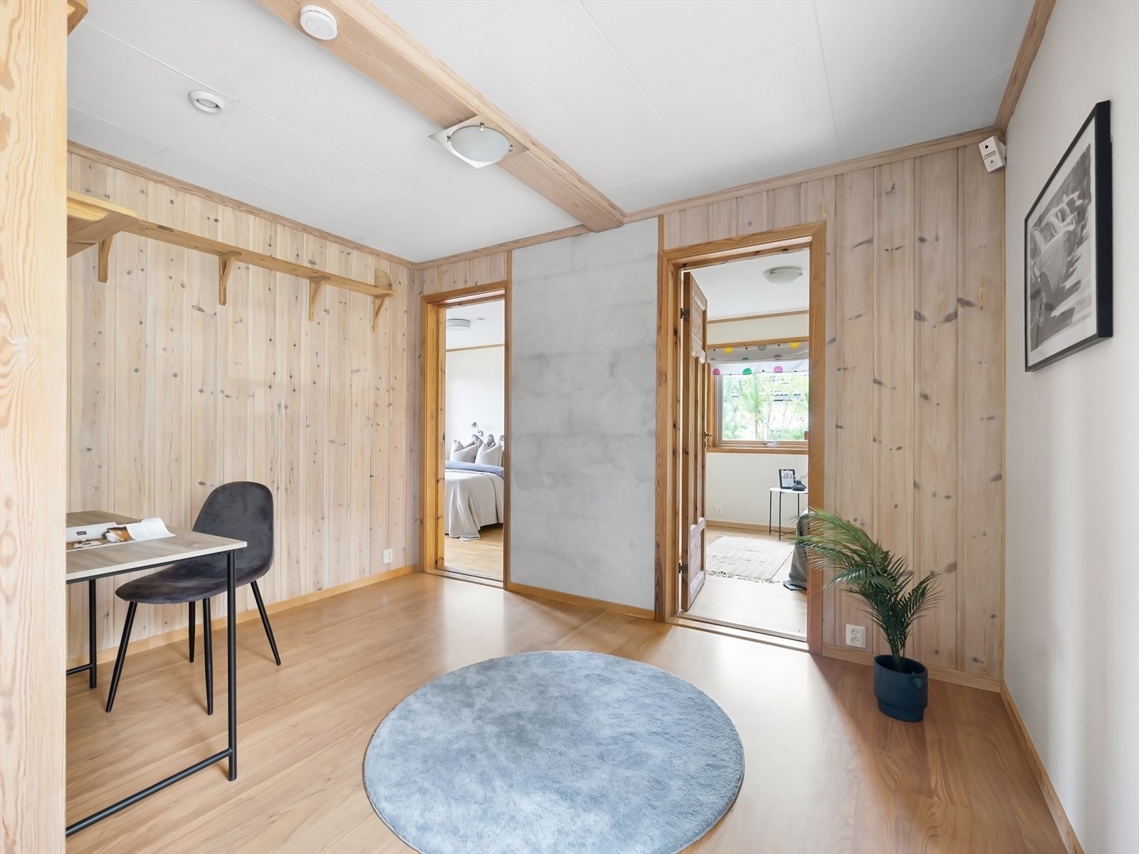 Soverommene er i den påbygde delen av boligen. Galleribilde