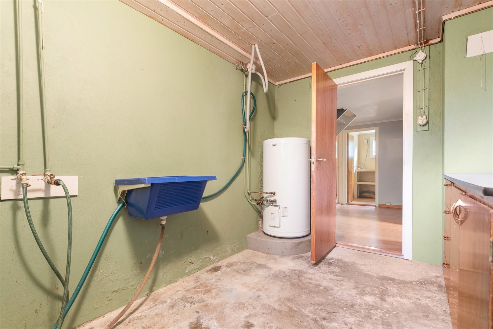 Vaskerom Galleribilde