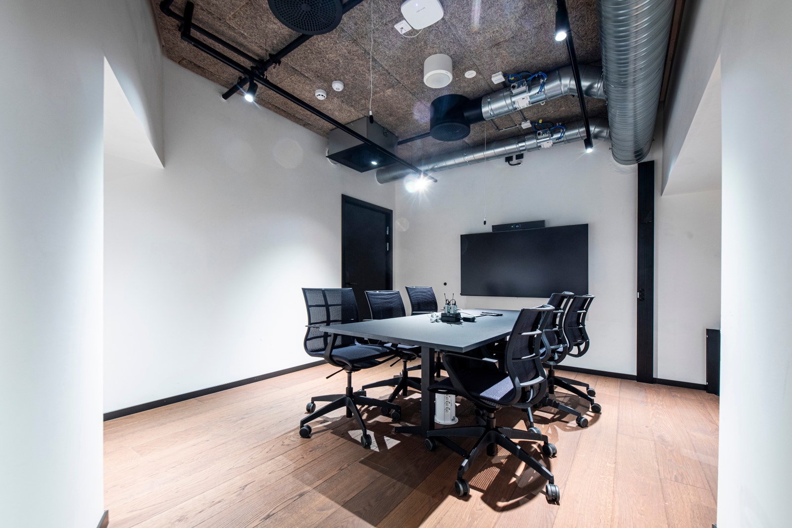 Møterom 2 - ved kantinen (inkludert fri bruk). Galleribilde