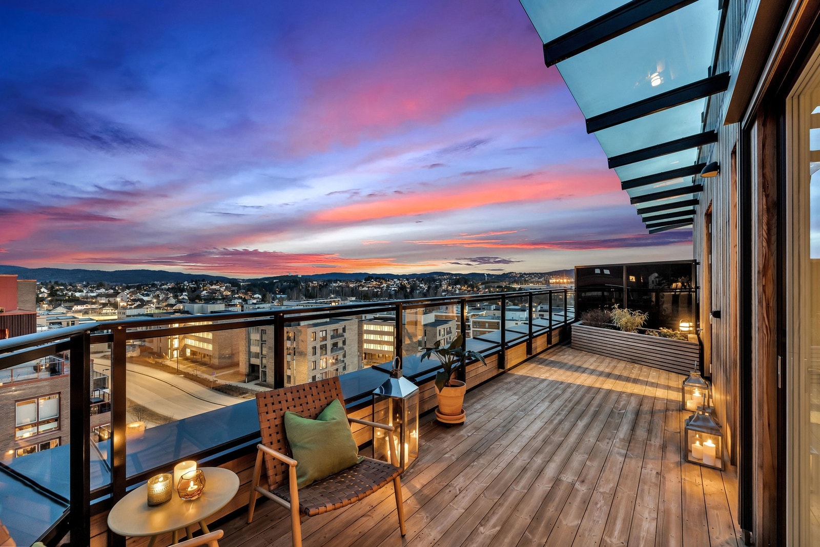 Ellen Celine Heireth v/ EIE eiendomsmegling har gleden av å presentere Snølia 1! Galleribilde