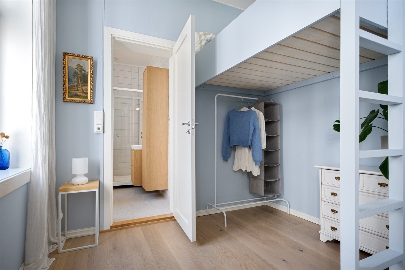 - Masse lagringsplass under hems - Galleribilde