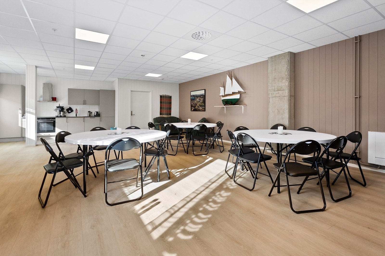 I dette fellelokalet holdes det jevnlig sosiale treff for beboerne Galleribilde