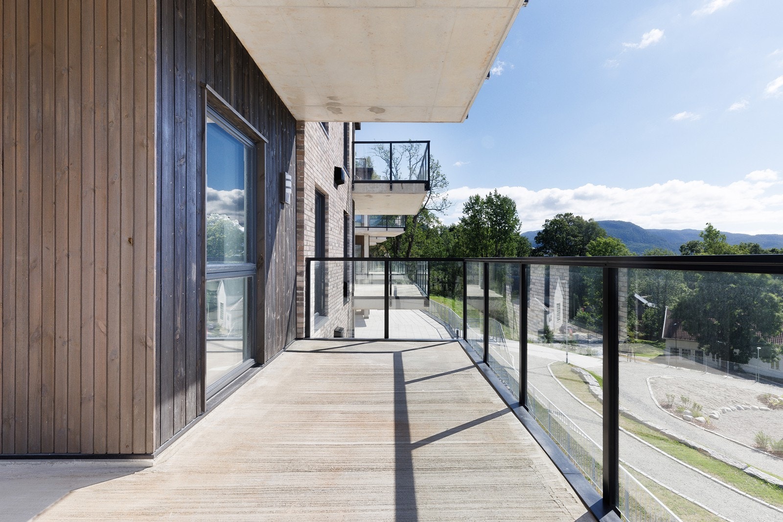 Her er man få skritt unna Vågen og fine turområder Galleribilde