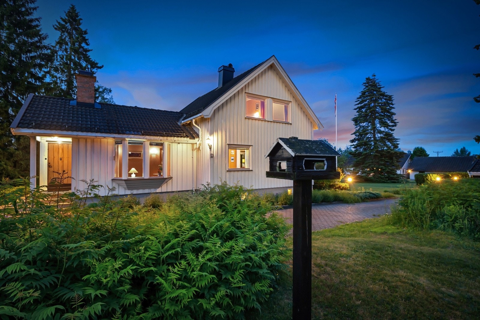 Kveldsstemning utendørs Galleribilde