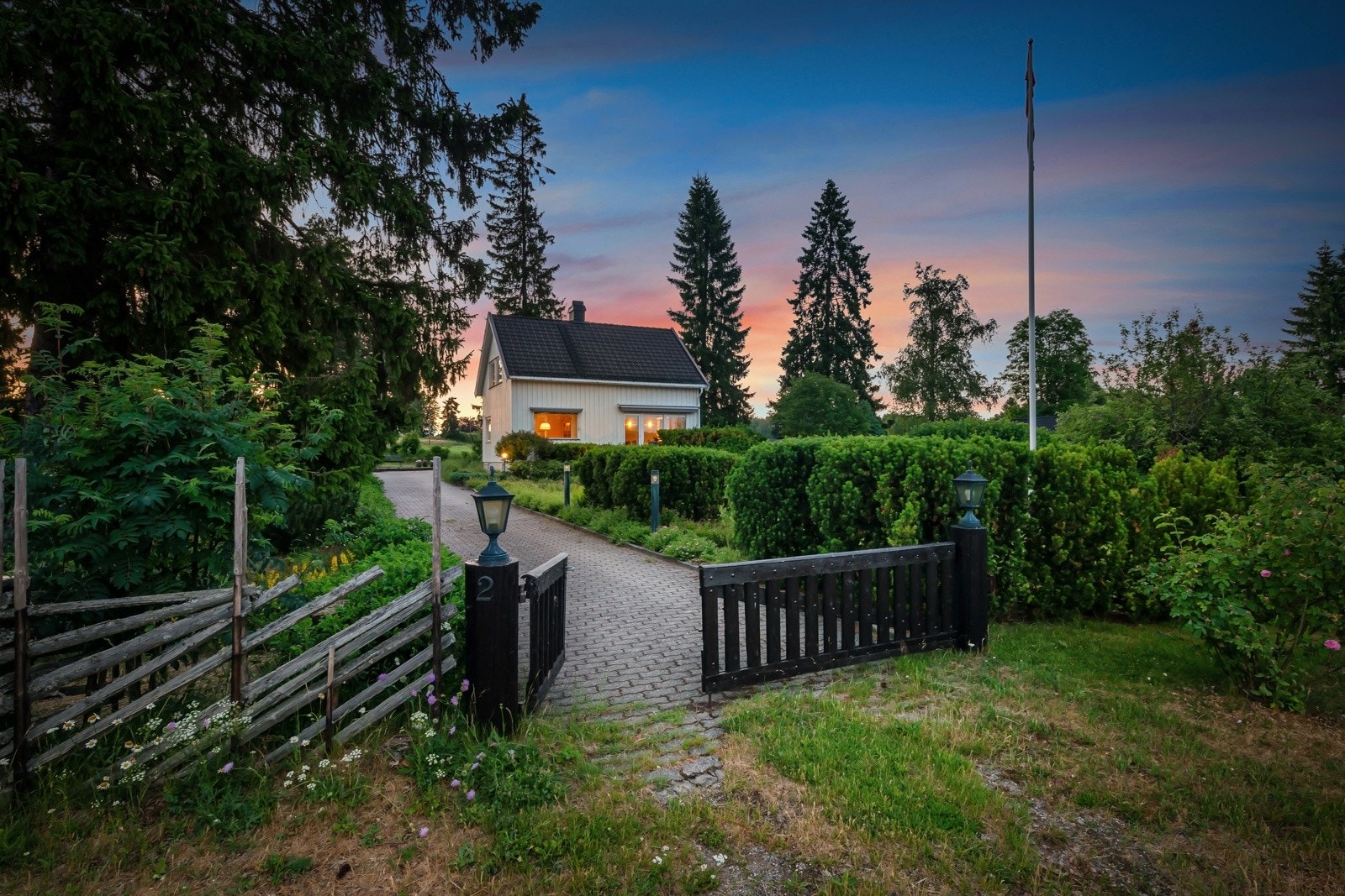 Kveldsstemning utendørs Galleribilde