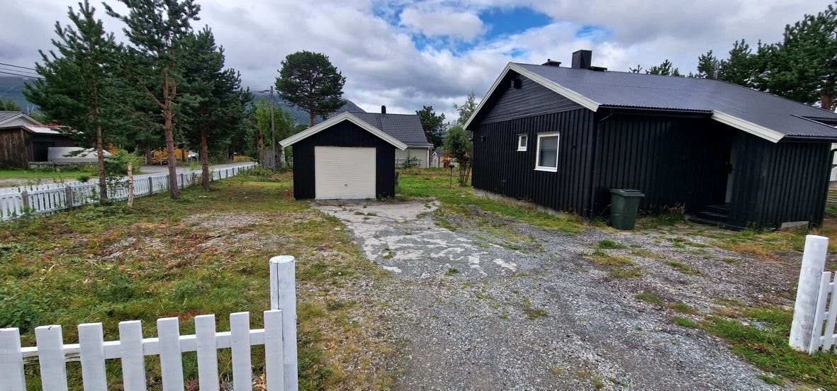 Garasje og entre Galleribilde