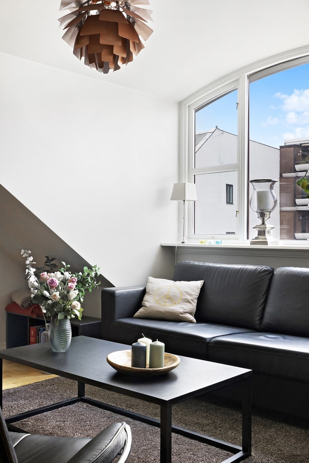 Fra stuen har man en hyggelig sikt ut. Galleribilde