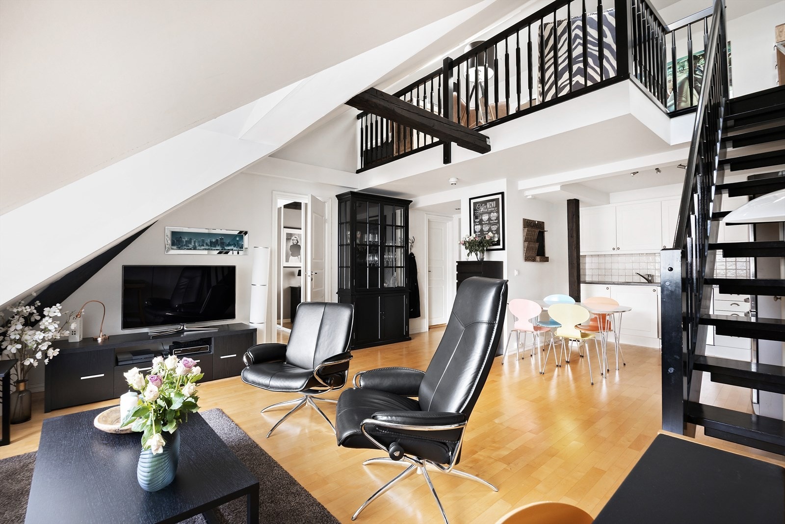 Nordvik avd. Frogner v/ Aleksander Brataas har gleden av å presentere Parkveien 8. Galleribilde