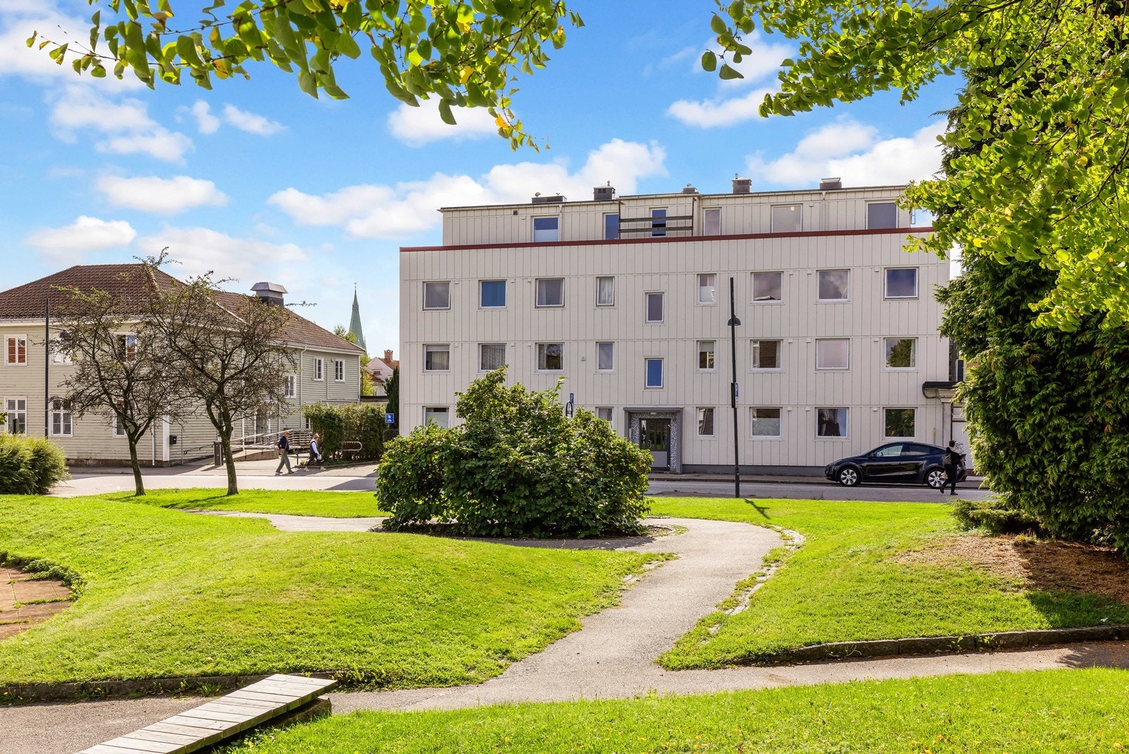 Inngangsparti. Galleribilde