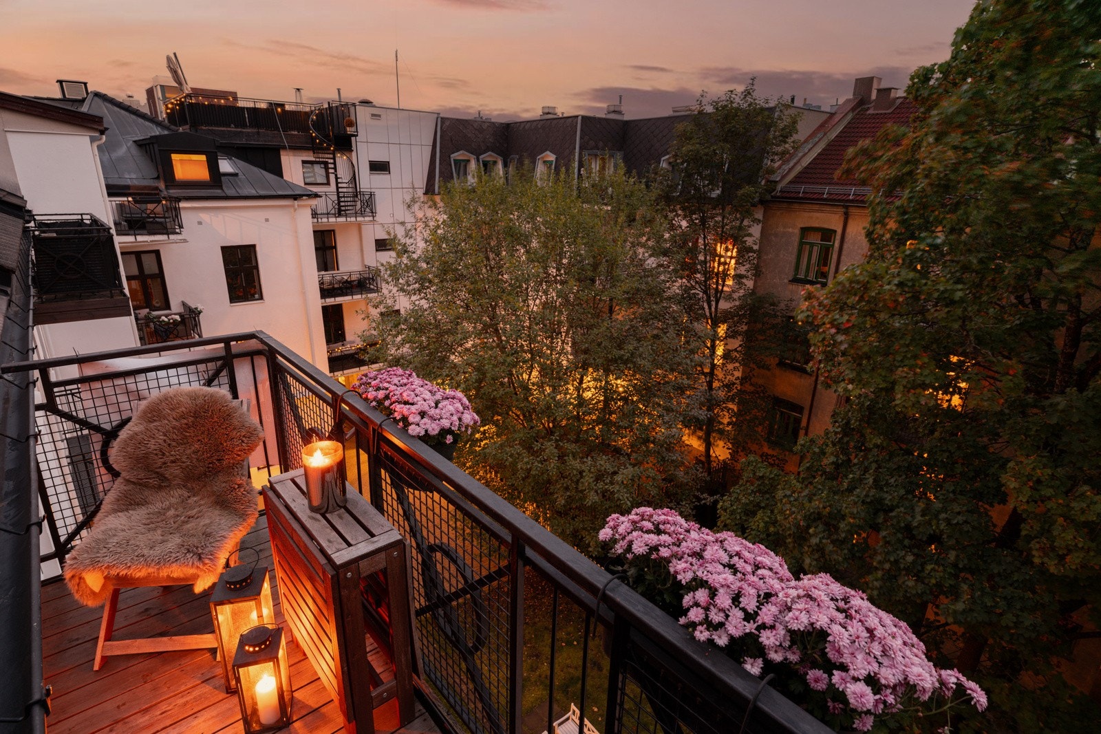 Stemningsbilde på kveldstid. Galleribilde