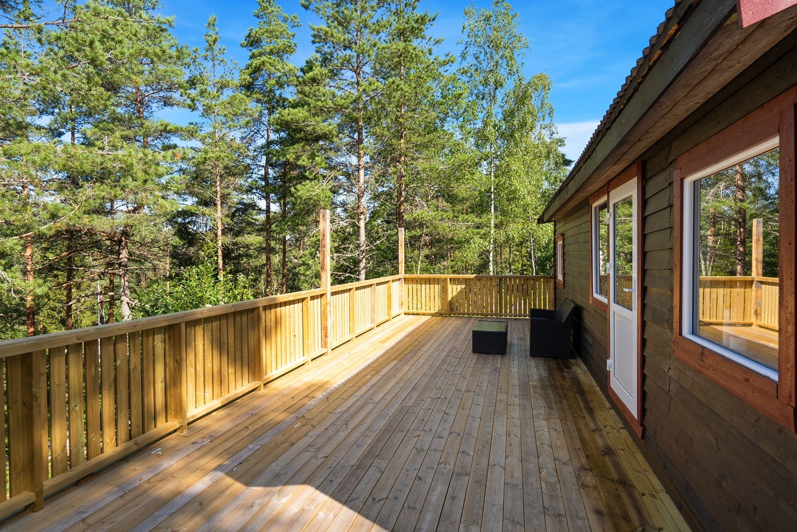 Helt ny veranda hvor du kan nyte late dager Galleribilde