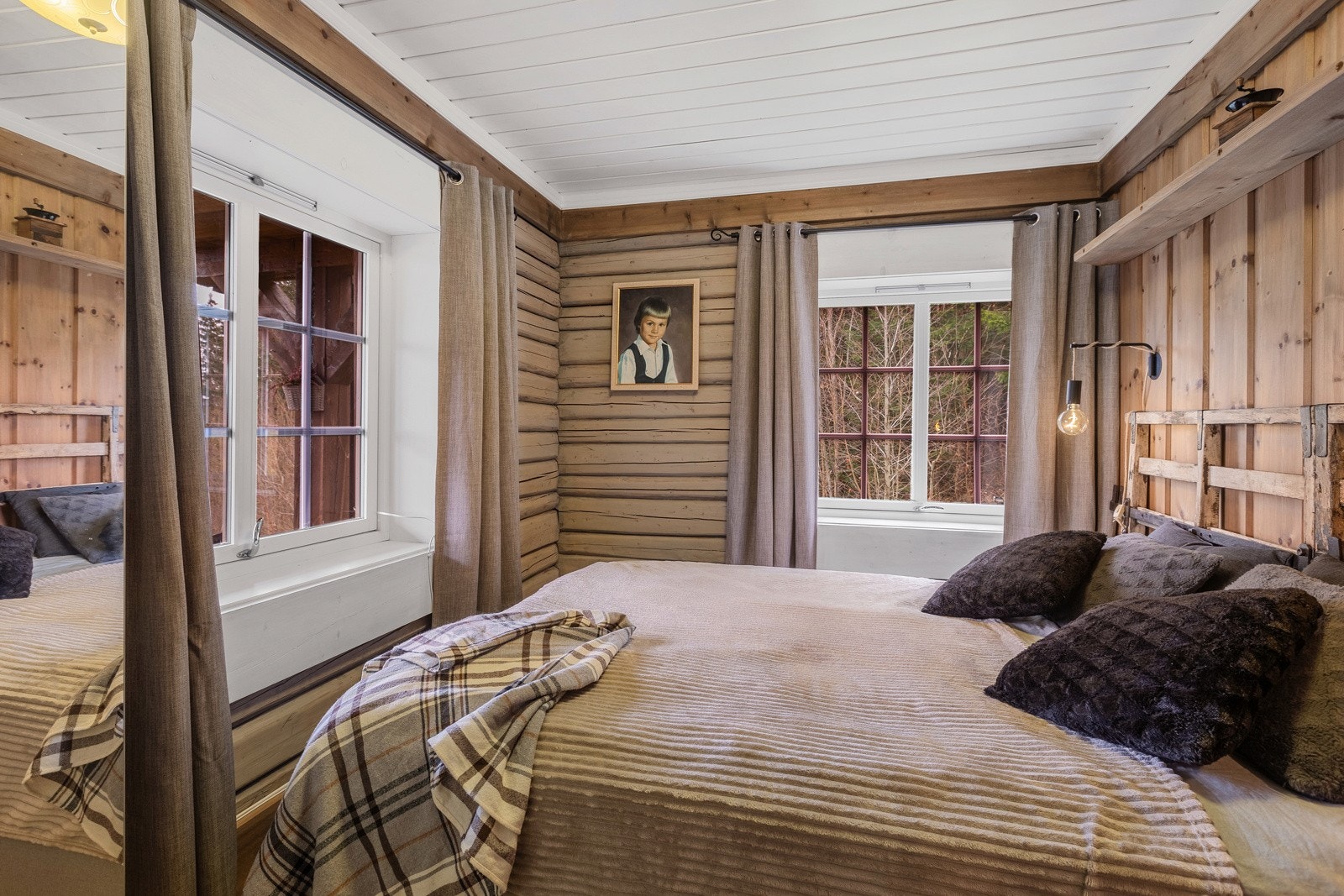 Soverom i 1. etasje Galleribilde