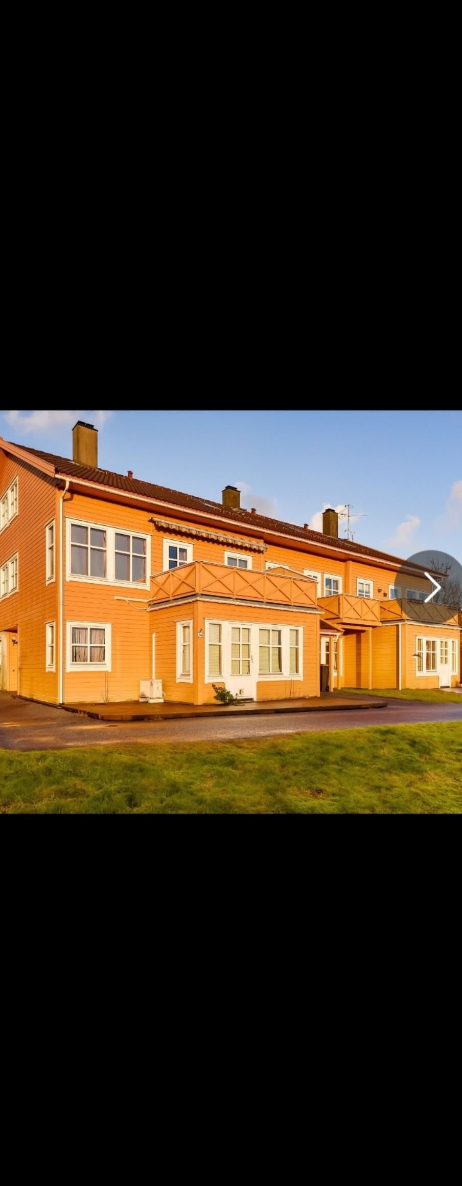 Midterste leilighet oppe. Galleribilde