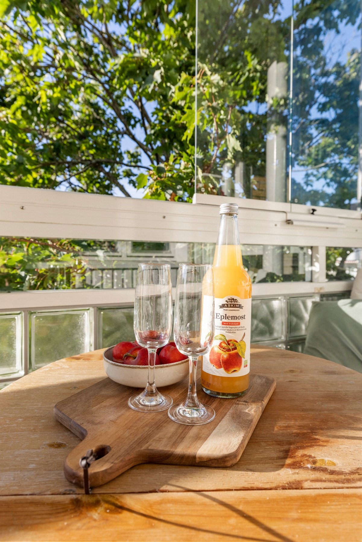 Inviter til lunsj i sola! Galleribilde