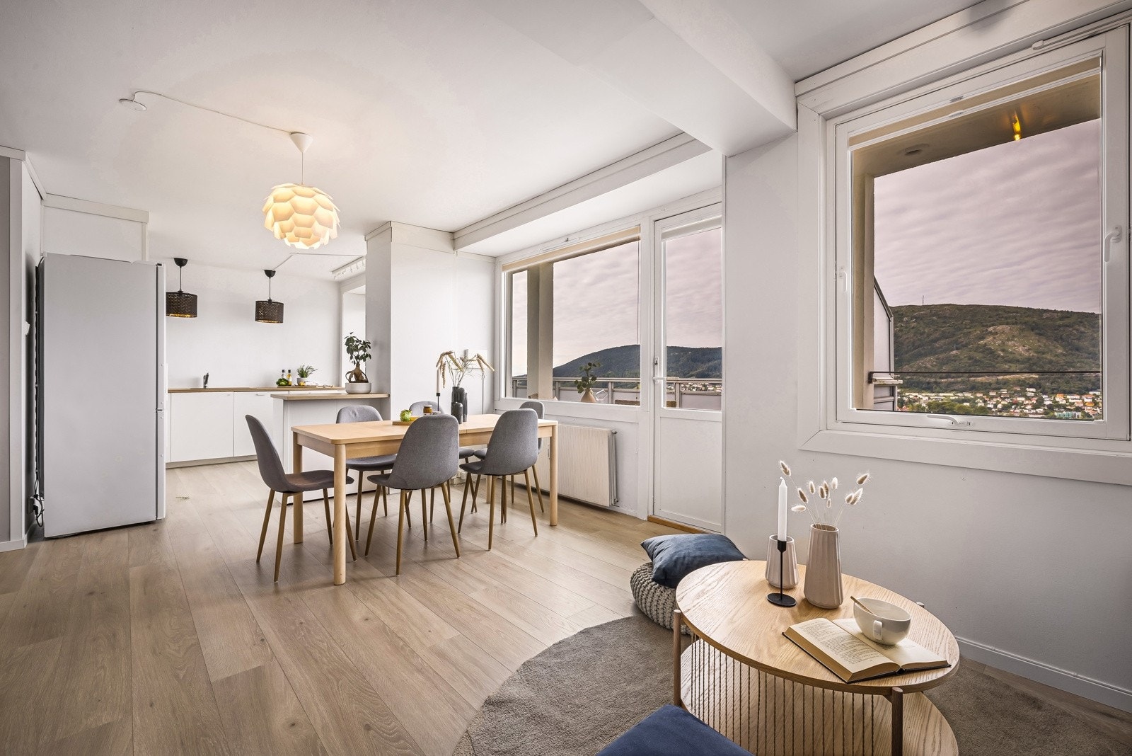 - Sentralvarme til radiatorovn er inkludert i felleskostnadene - Galleribilde