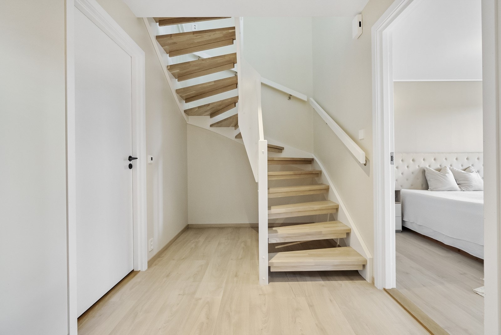 Ei fin trapp frå Stryntrappa Galleribilde