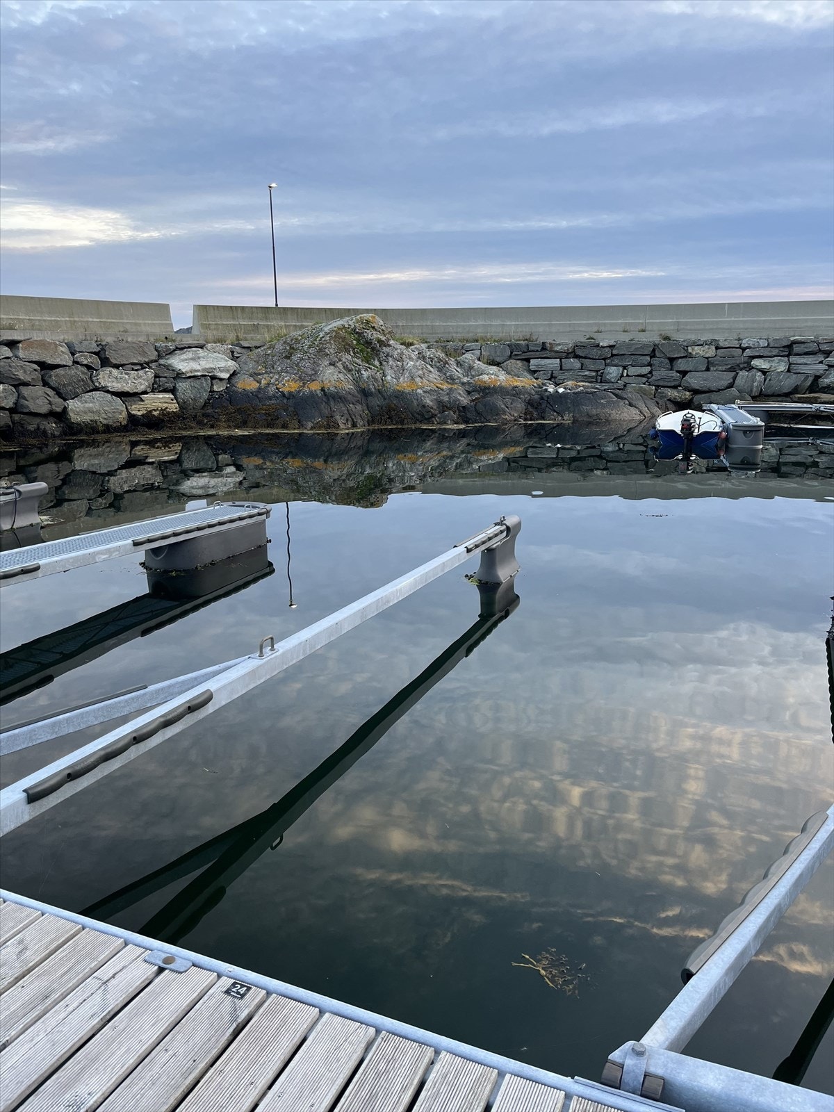 Båtplass nr. 24 følger med i salget Galleribilde