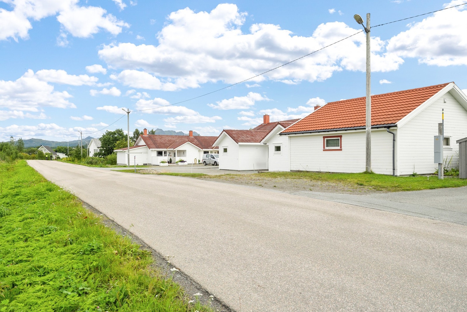 Dette er et nabolag som er vurdert som svært trygt av lokalkjente, med et godt naboskap og anerkjent kvalitet på skolene. Galleribilde