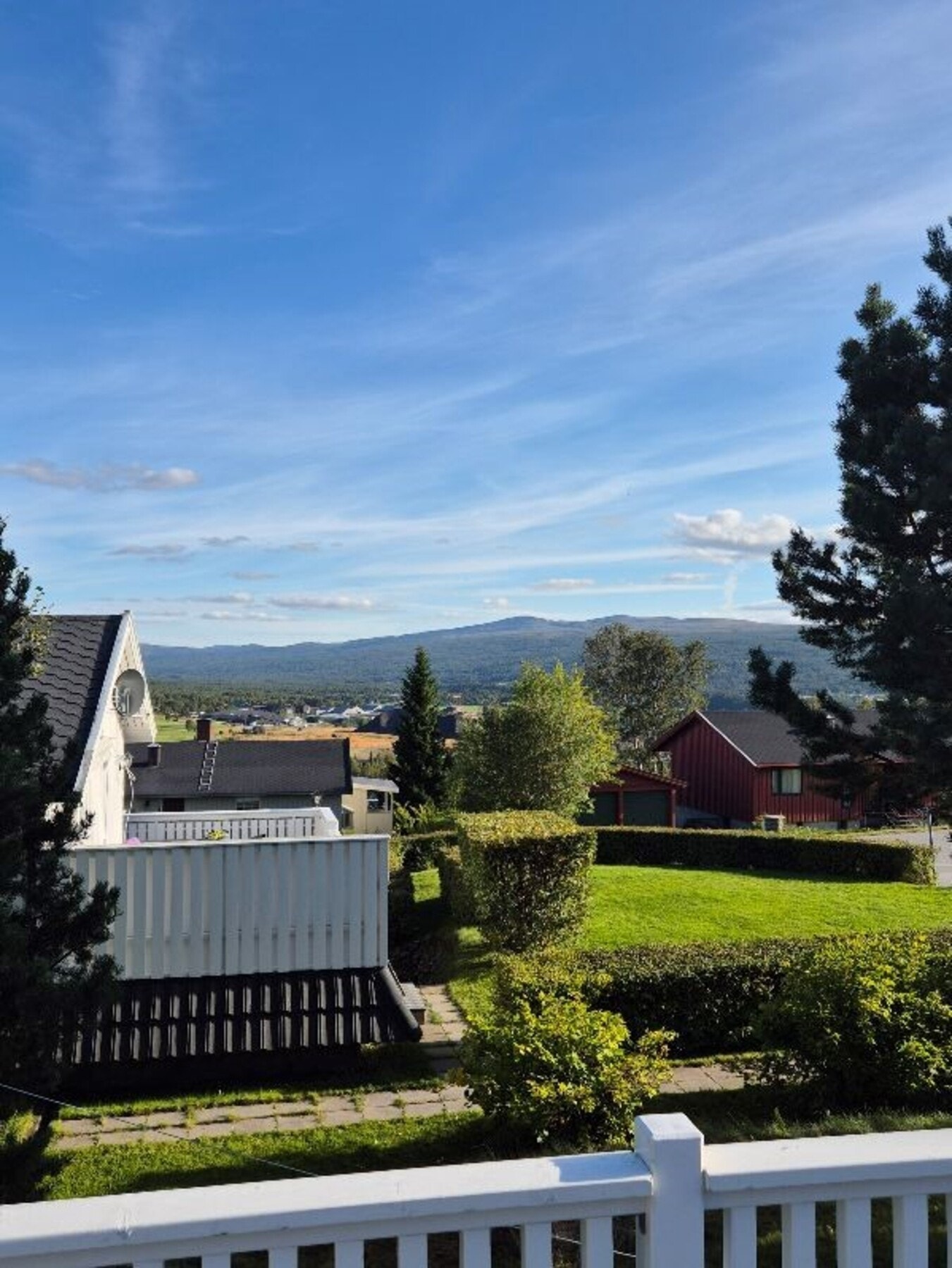 Selger bilde av utsikten fra verandaen. Galleribilde