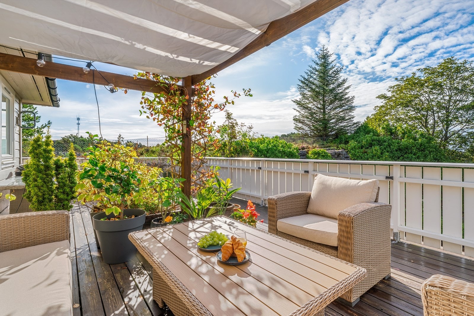 - En innholdsrik enebolig over to plan i et rolig og barnevennlig nabolag på Sollsvika - Galleribilde