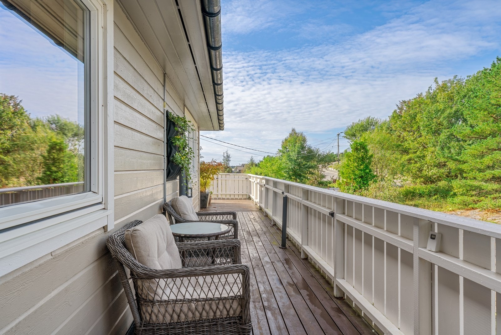 - Samme år (2015) ble alle takrenner og nedløp byttet - Galleribilde