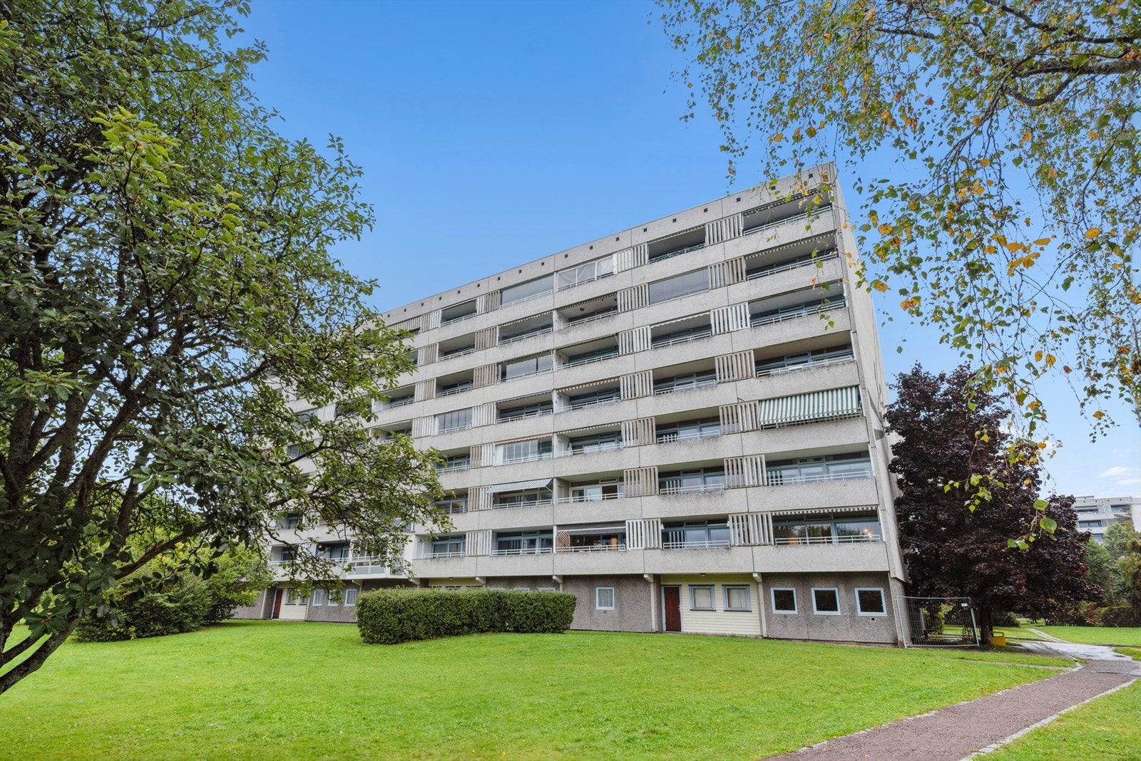 Fasade med gode uteplasser for beboerne. Galleribilde