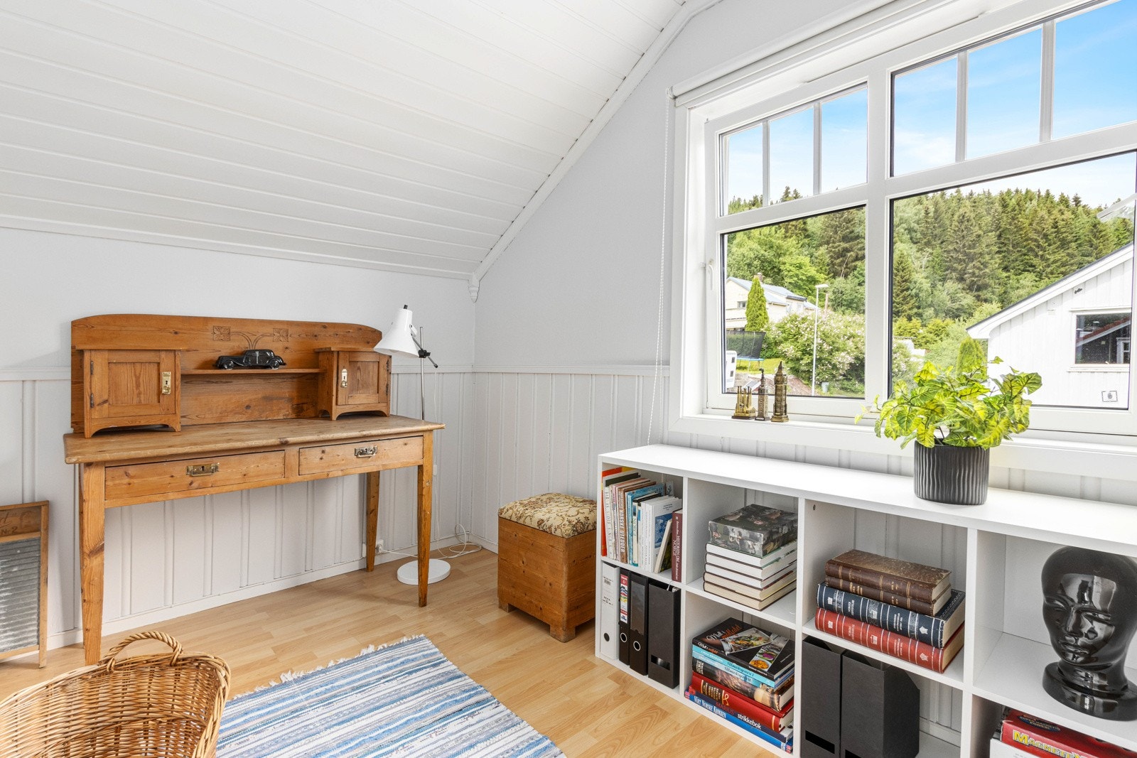 Loftstue Galleribilde