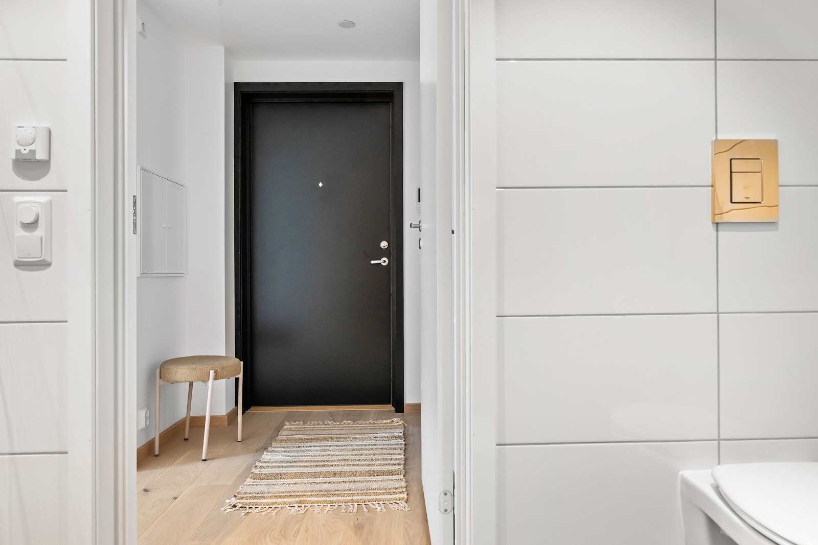 Det er avsatt plass til vaskemaskin og tørketrommel i teknisk nisje. Galleribilde