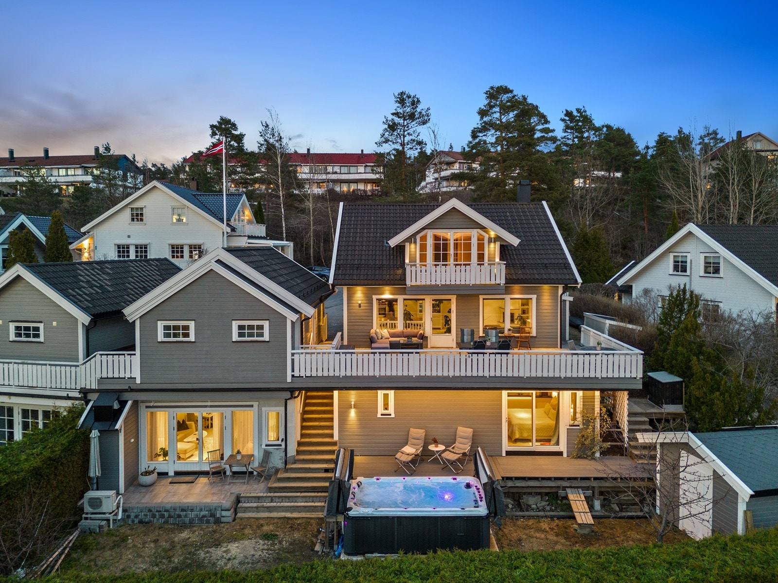 Velkommen til Dyrløkke Terrasse 33 Galleribilde