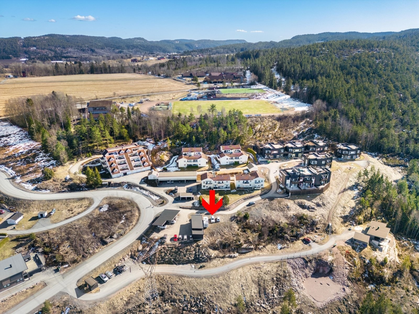 Tomten har adkomst fra oversiden. Galleribilde