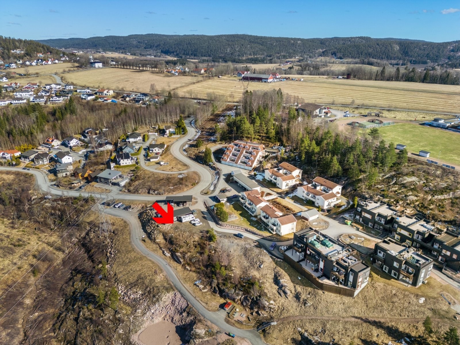 Barnevennlige og landlige omgivelser. Galleribilde