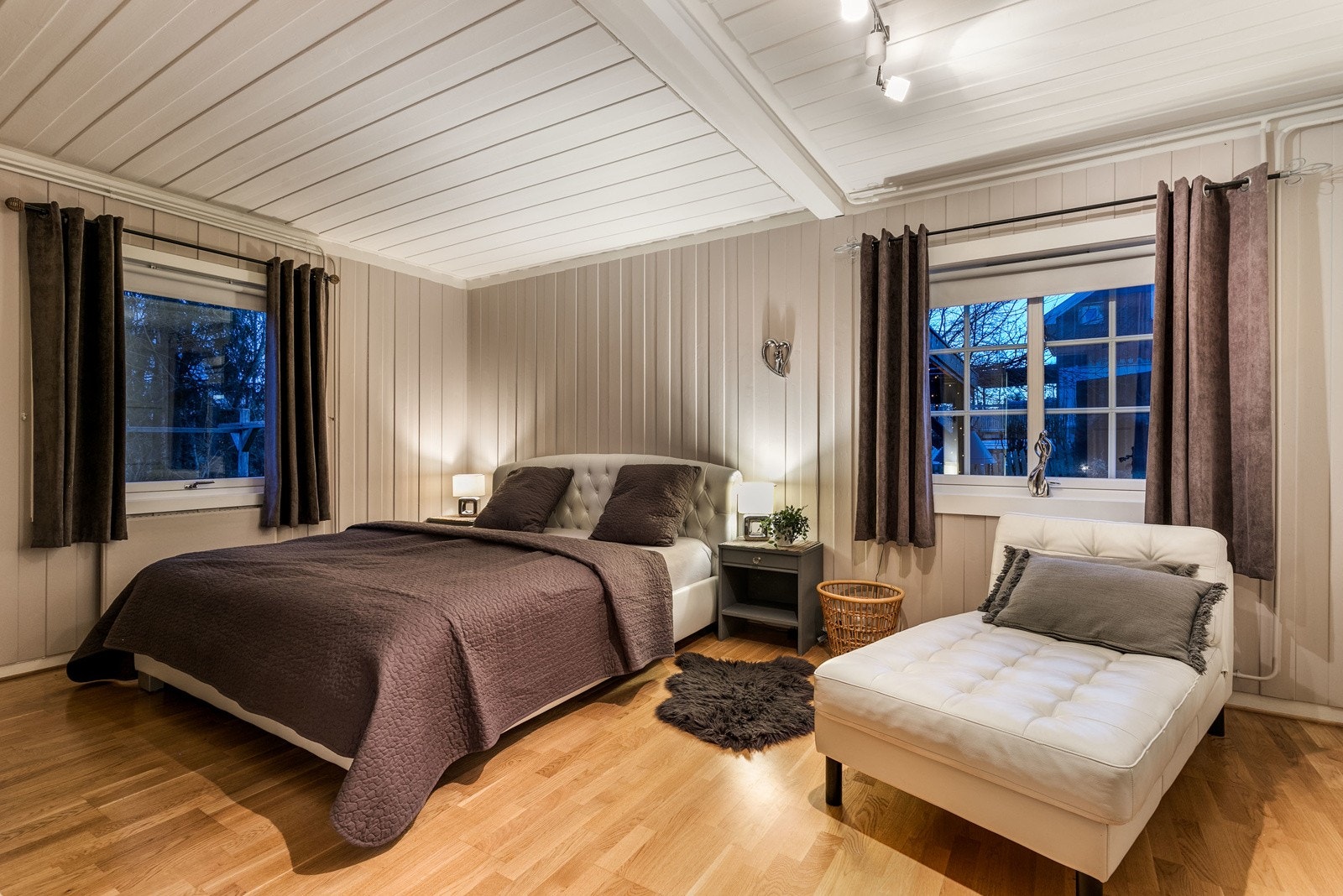 Innredet soverom i U. etasje Galleribilde