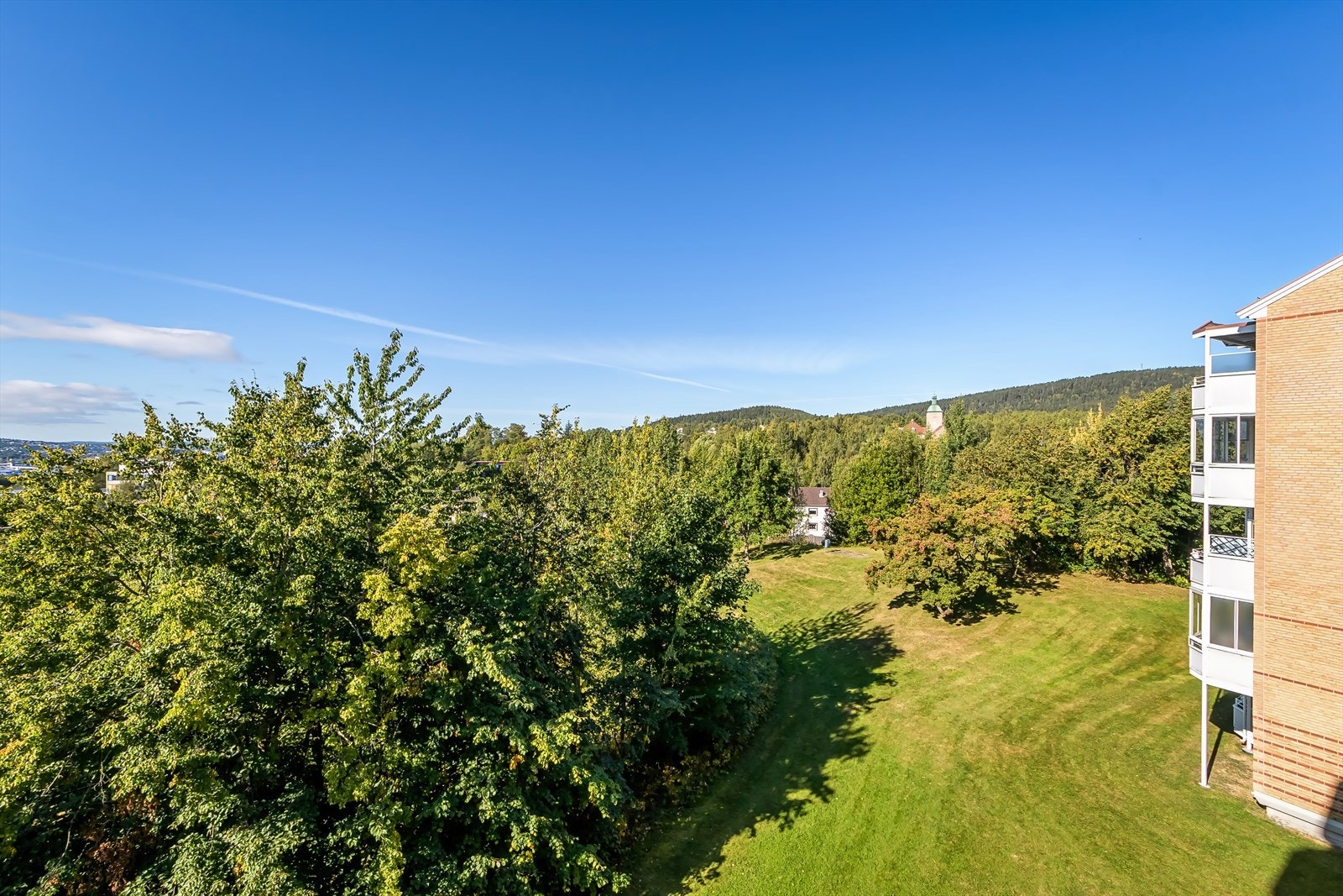 Utsikt fra balkong Galleribilde