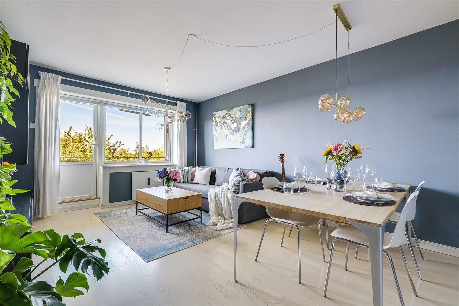 Stor 2-roms med herlige fasiliteter og høy, innflyttingsklar standard Galleribilde