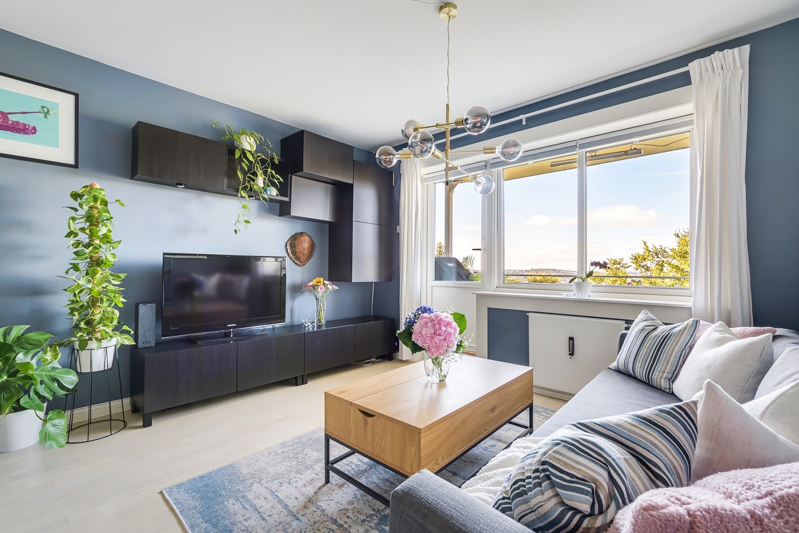 Her bor du rimelig med blant annet fyring, internett, vaktmestertjenester m.m. inkludert i fellesutgiftene Galleribilde