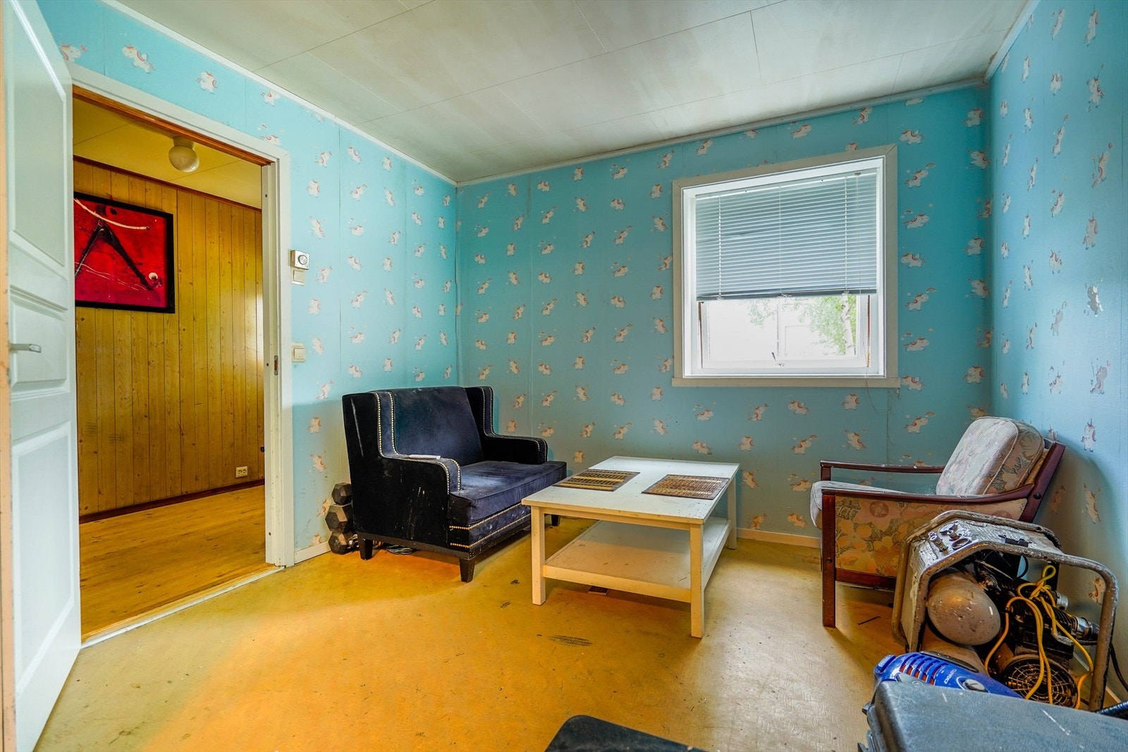 Hybelen sett mot vindfang Galleribilde