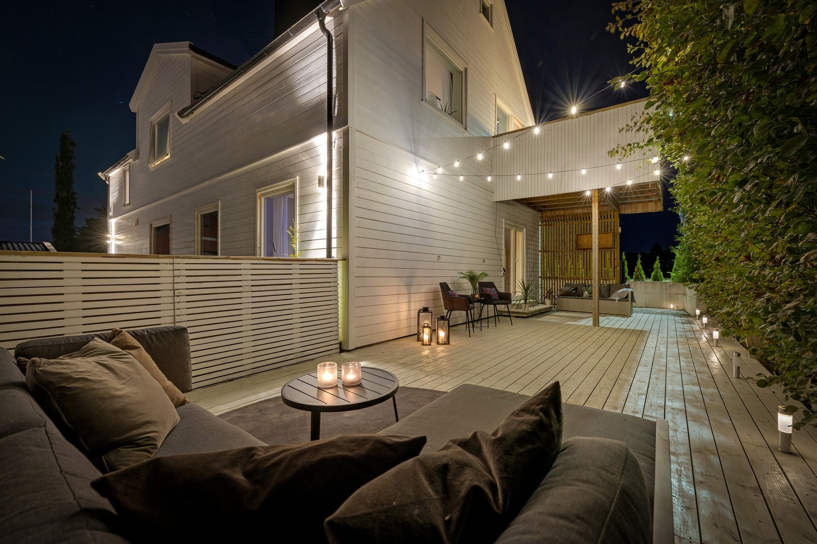 En flott horisontaldelt 1/2-part med sentral beliggenhet i Brøsetvegen. Galleribilde