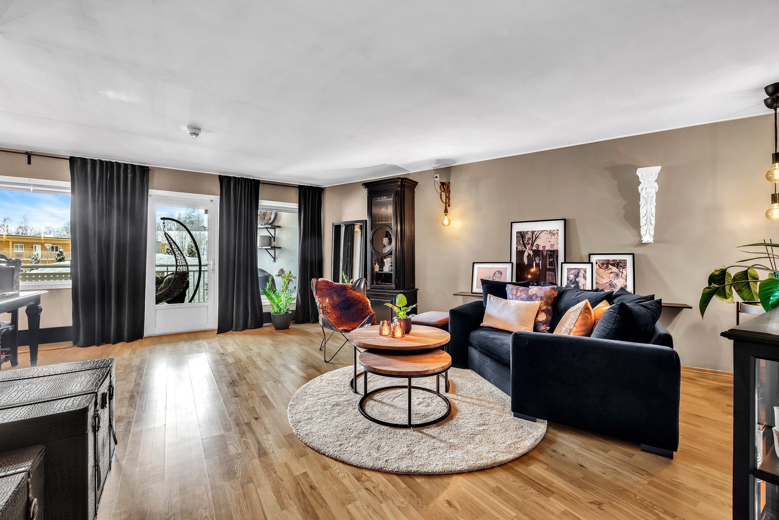 Stor og romslig leilighet med vestvendt balkong Galleribilde