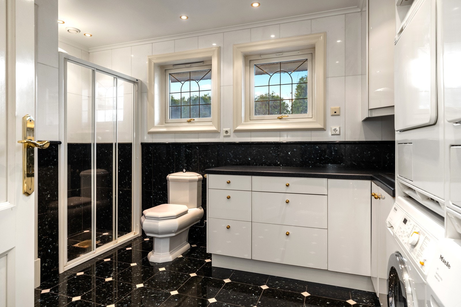 wc/vaskerom Galleribilde