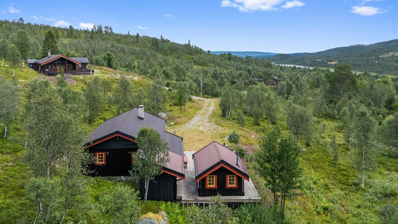 Annekset inneholder oppholdsrom og rom med muldo. Galleribilde