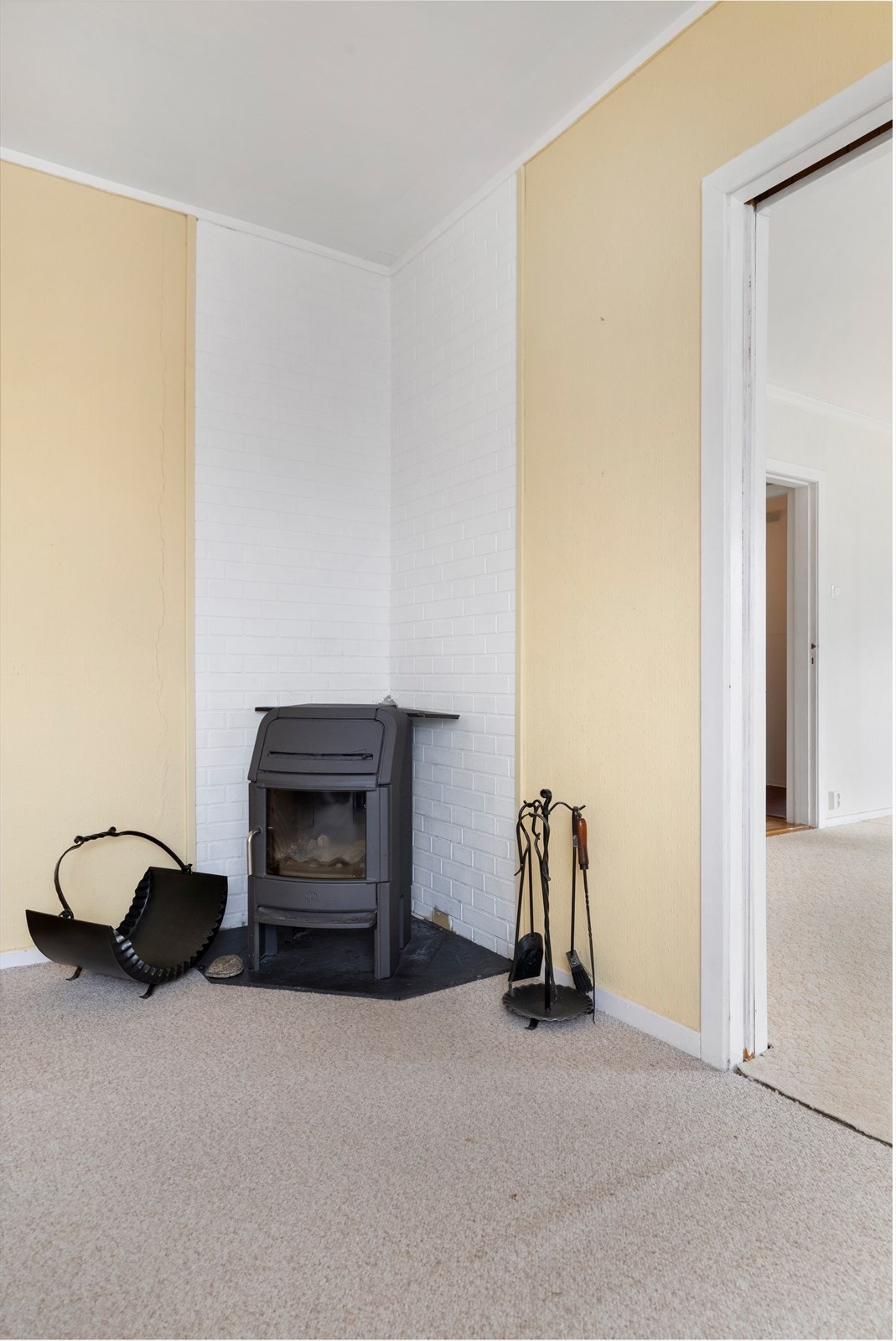 Det er også peis i stue Galleribilde