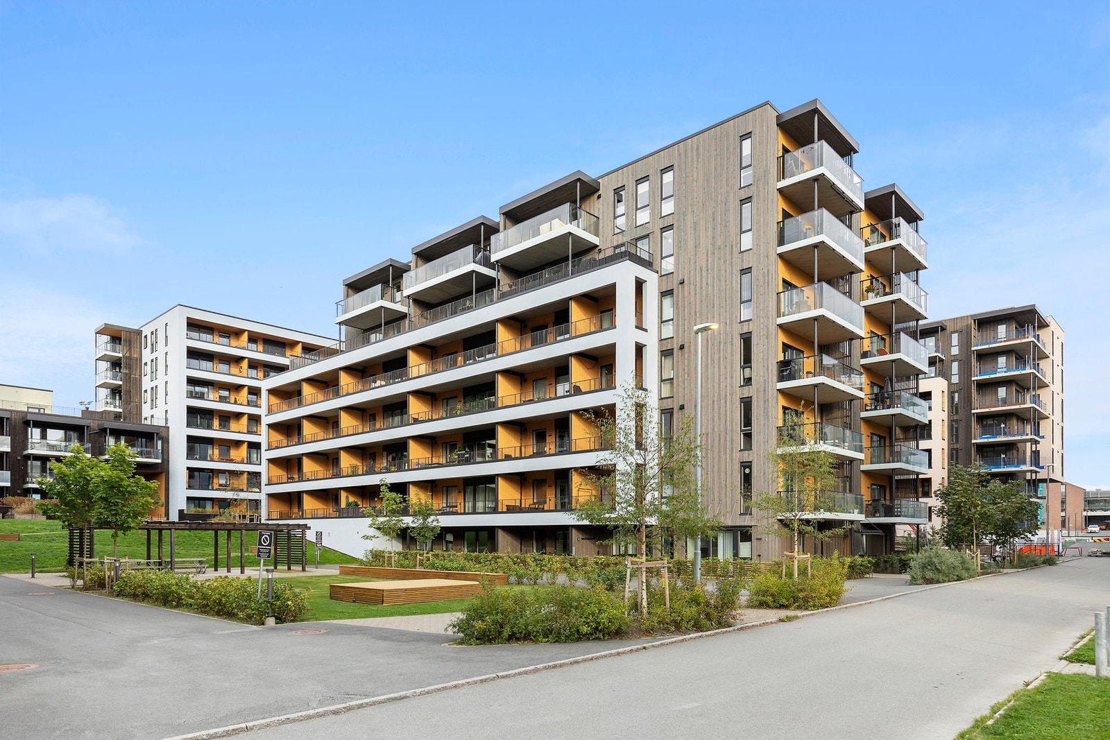 Tindved borettslag er svært etterspurt og har en sentral beliggenhet på Lade. Her har du alle fasiliteter like utenfor døren med bl.a. City Lade som nabo. Galleribilde