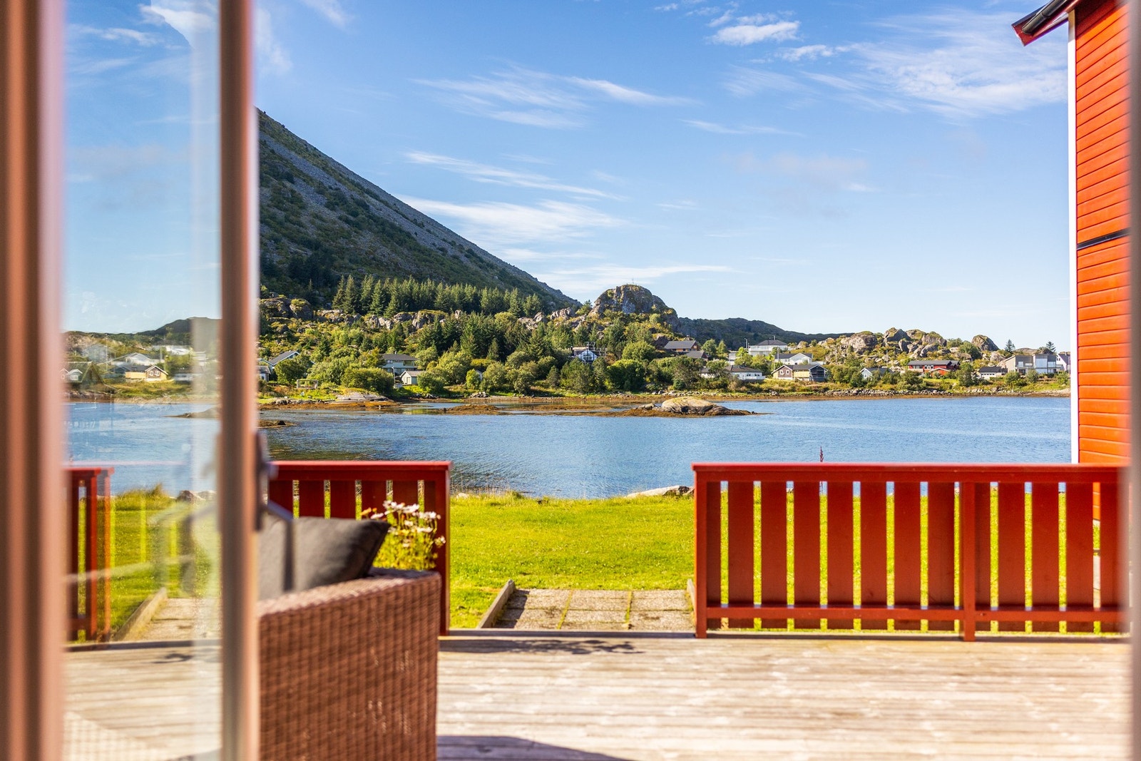 Her finner du en flott enebolig i borettslag med fin beliggenhet Galleribilde