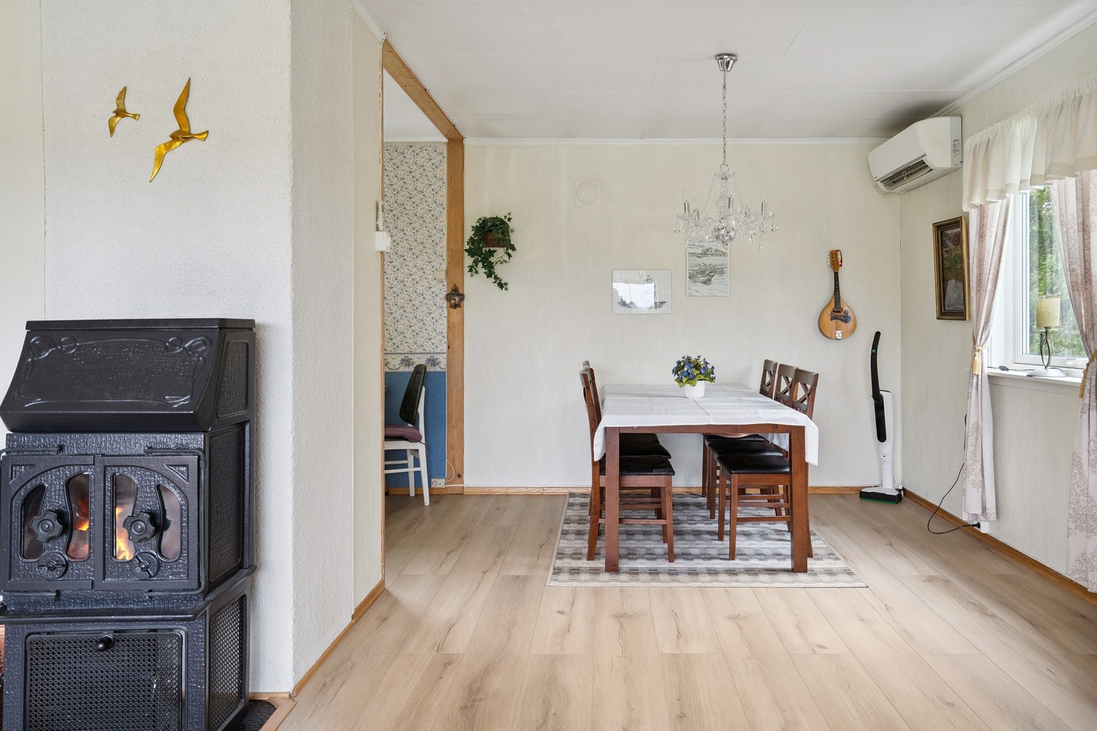 Her er det god plass til et spisebord av god størrelse. Galleribilde